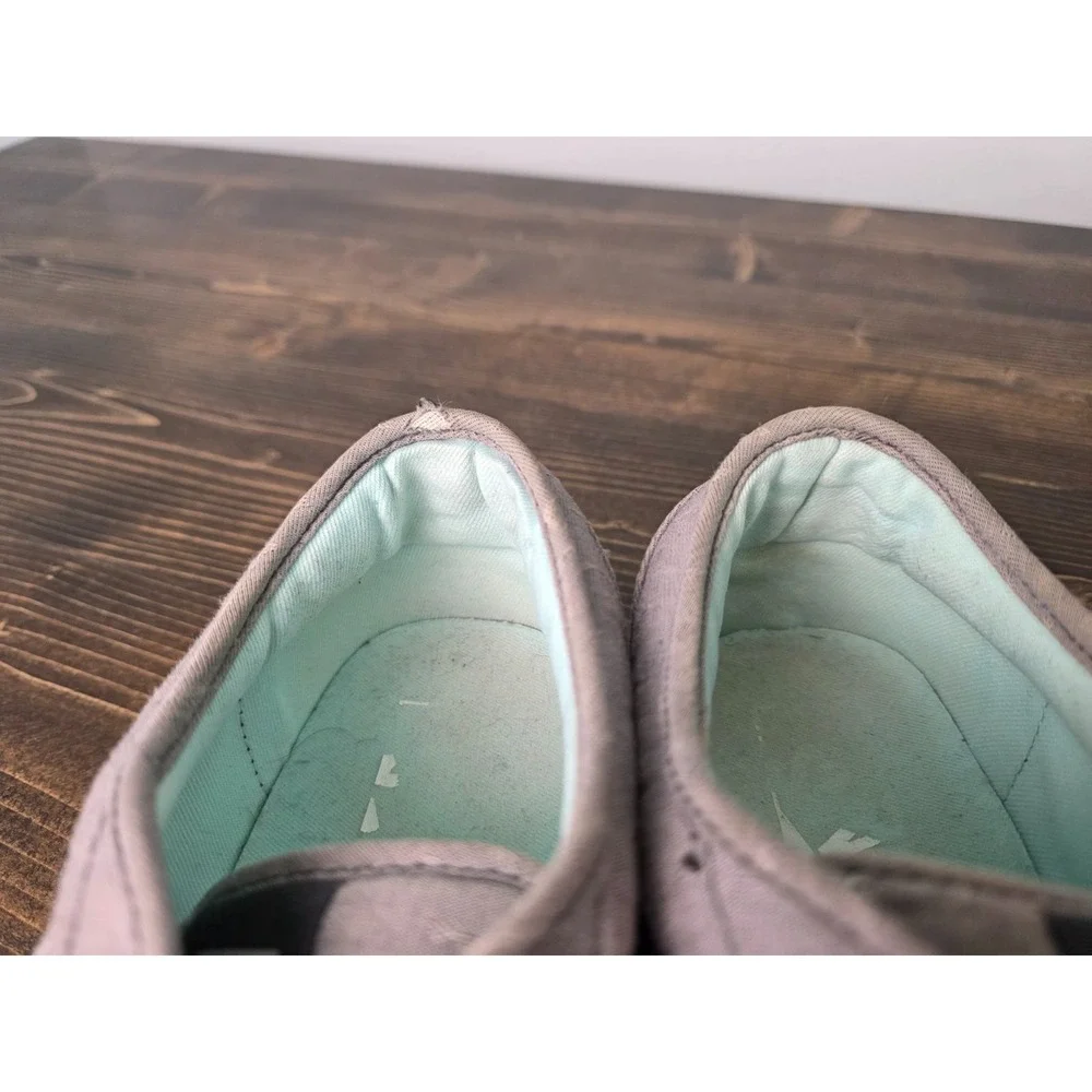 Vans Off The Wall Women's Sneakers Size 9.5 Gray Arrows Lace Up Skate‎ Shoes